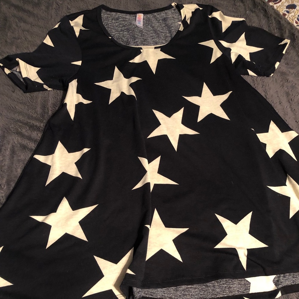 LuLaRoe perfect tee